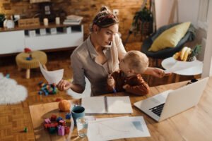 Como conciliar a maternidade e o trabalho