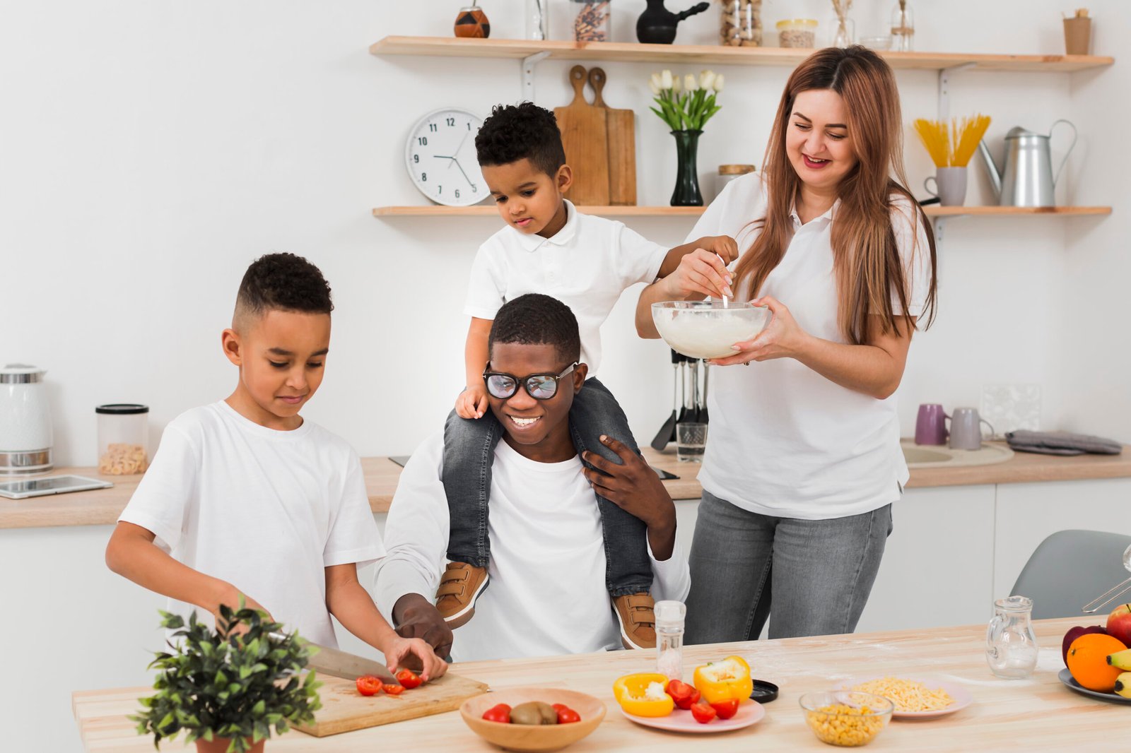 Cozinhando com Crianças: 10 Dicas Criativas para uma experiência divertida na cozinha